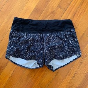 Lululemon shorts size 4